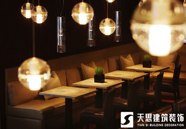 <a href=http://www.jstongyue.com/anli/ target=_blank class=infotextkey>合肥工裝</a>公司